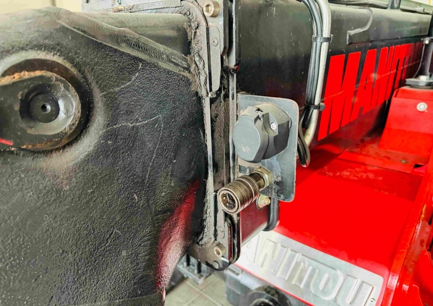 MANITOU MLT 840-145 PS+ ELITE