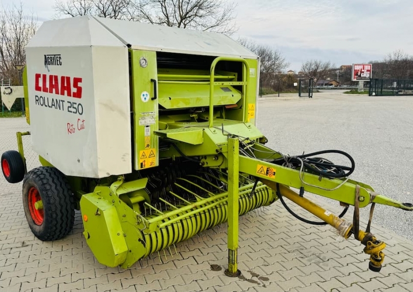 CLAAS ROLLANT 250 ROTO CUT